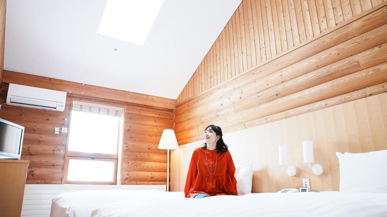 Log Hotel The Maple Lodge Iwamizawa Extérieur photo